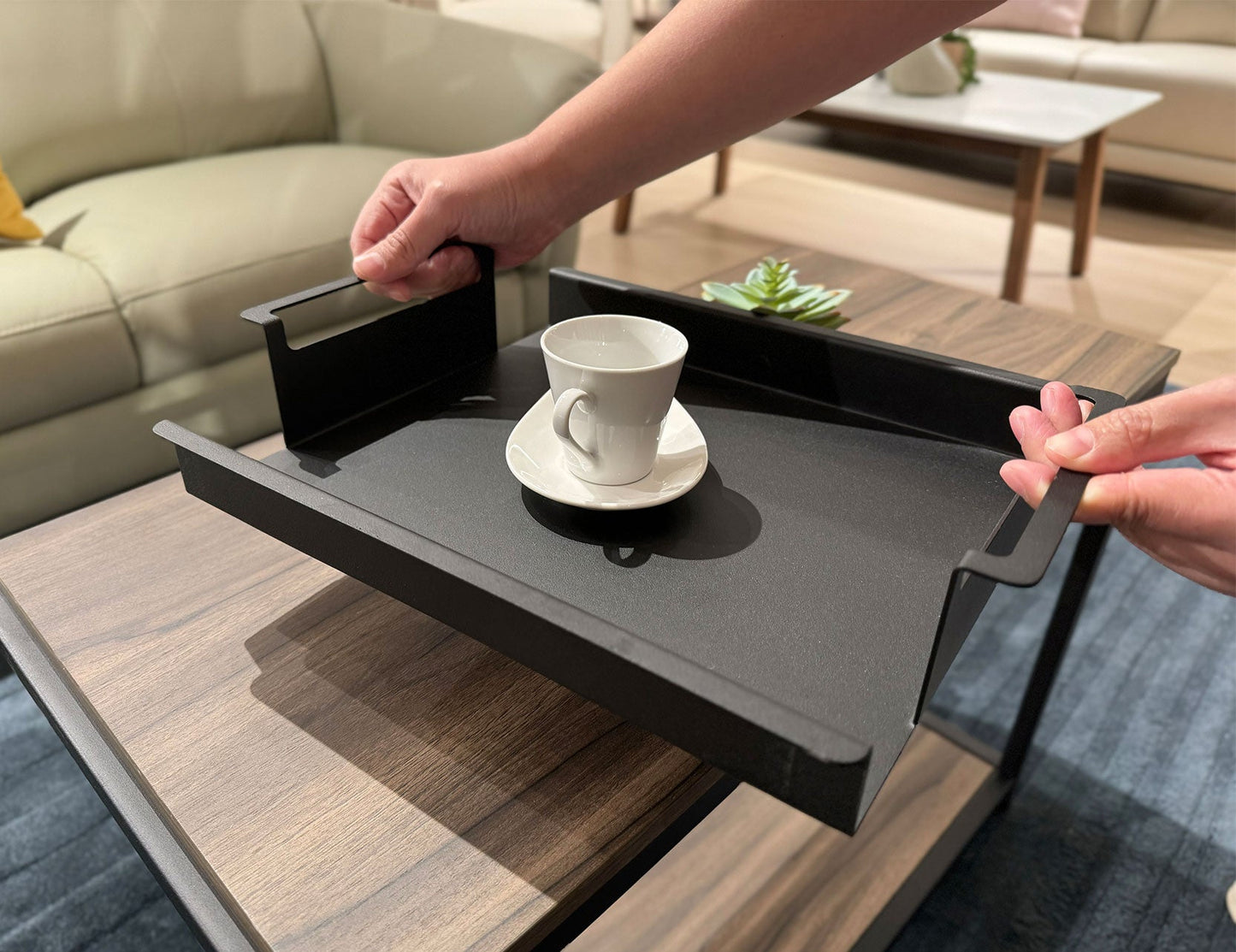 Table basse en noyer NERO