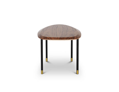 Table basse CELADON avec pieds en acier à pointes dorées