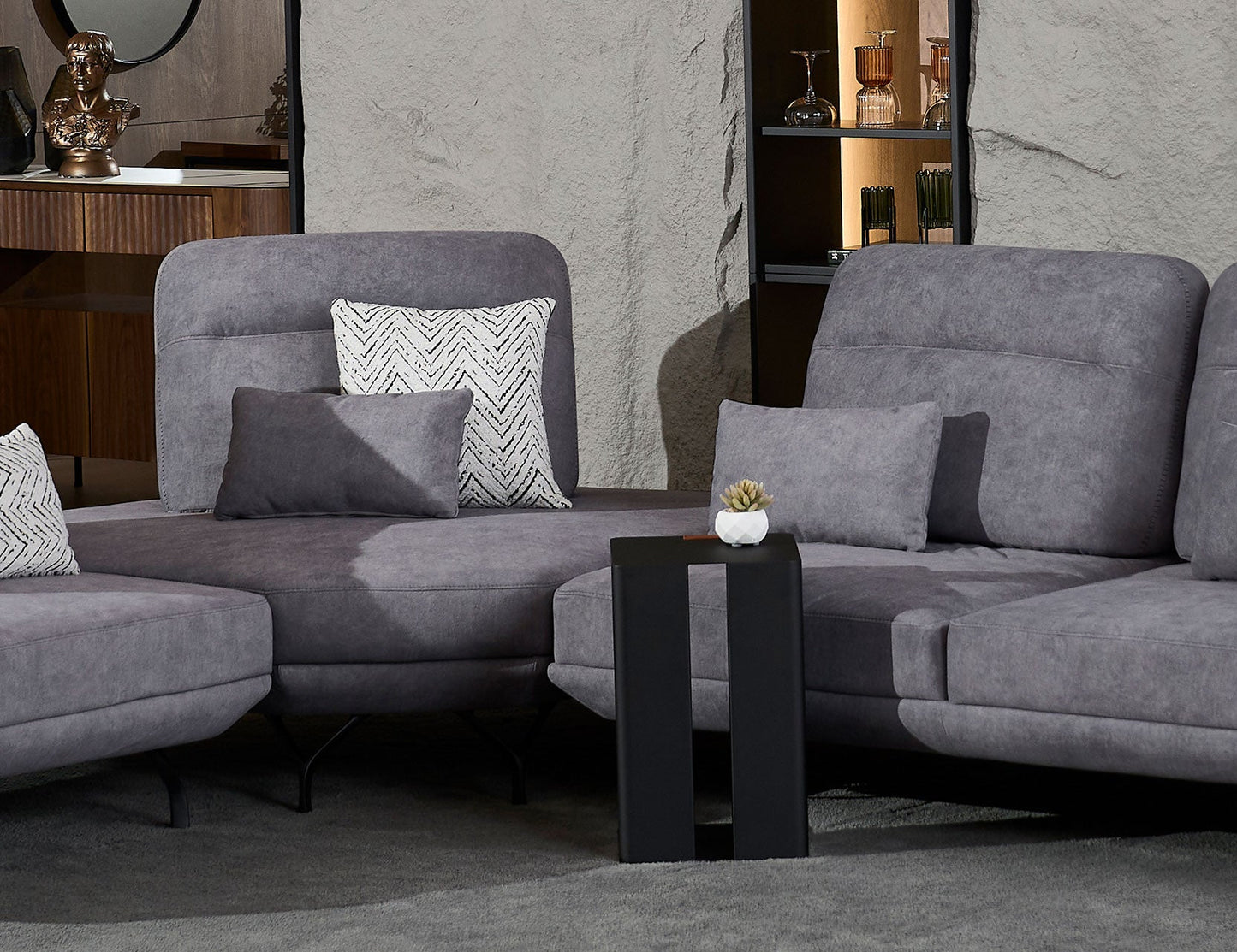 Table d'appoint basse STEM en acier noir avec rangement