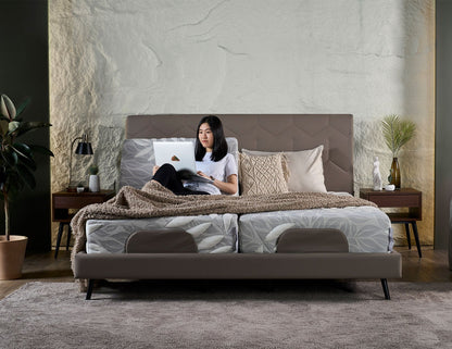 Lit réglable DRIFT + matelas Natura et ports USB