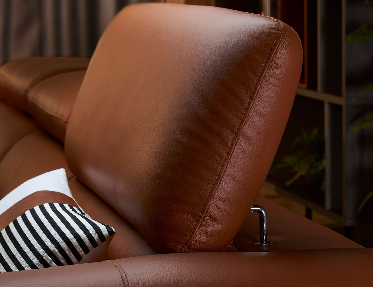 Canapé modulaire en cuir avec appui-tête réglable KORUS