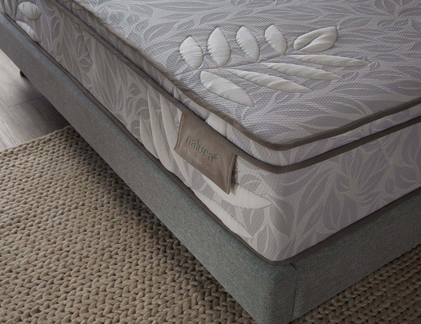 NATURA Matelas à ressorts réactifs en fibre de bambou et latex naturellement hypoallergénique