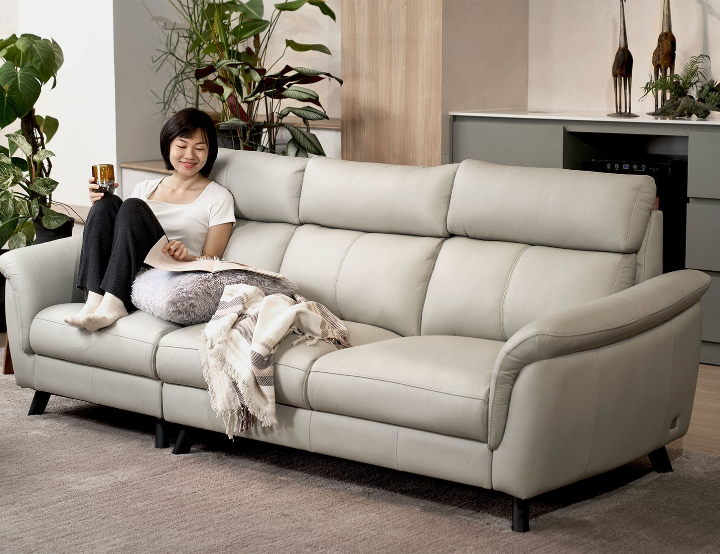 Canapé modulaire BORGES en cuir de luxe avec dossier et appui-tête en peluche